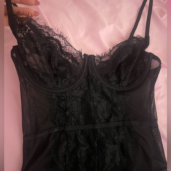 Lace Teddy - Picture 2 of 8